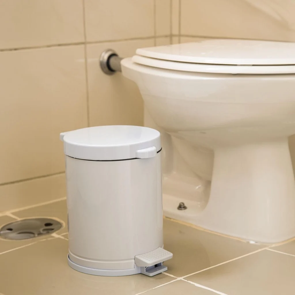 Lixeira com Pedal 4,5L para Cozinha e Banheiro Viel